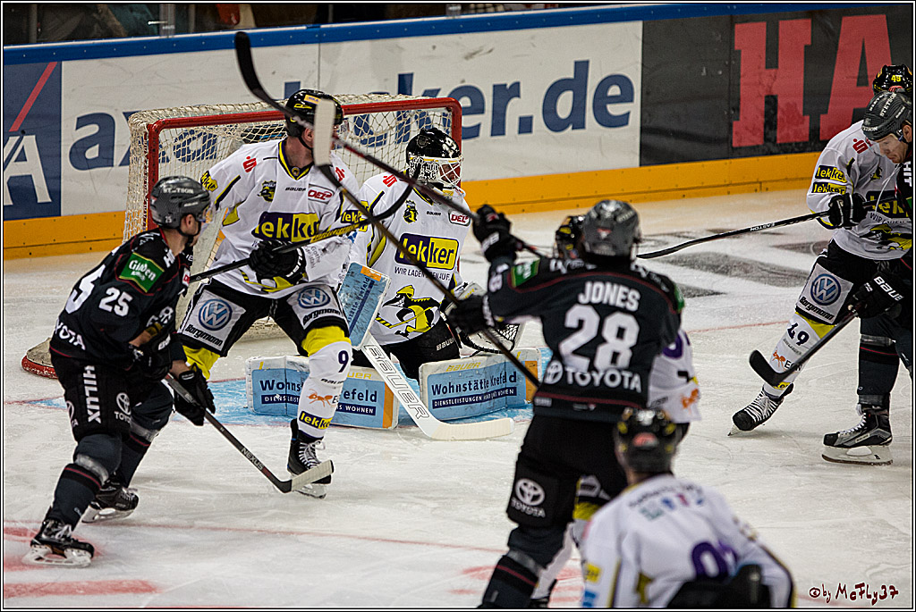 Koelner Haie - Krefelder Pinguine, 22.11.2016